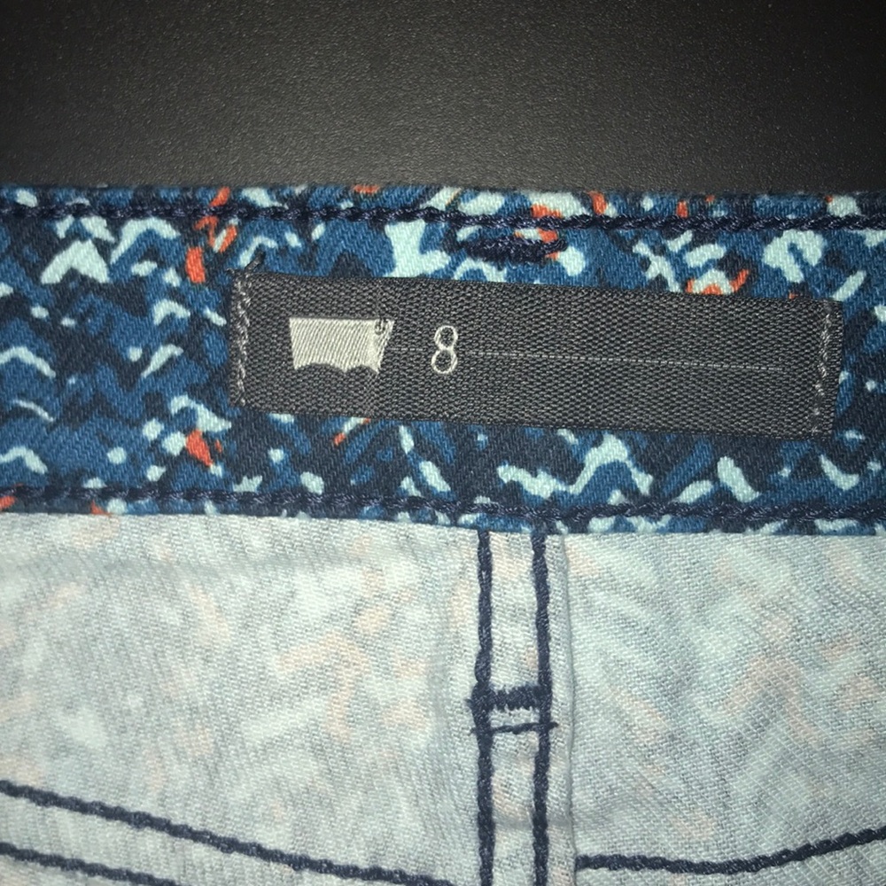 Pattern Jean Shorts - Picture 3 of 3